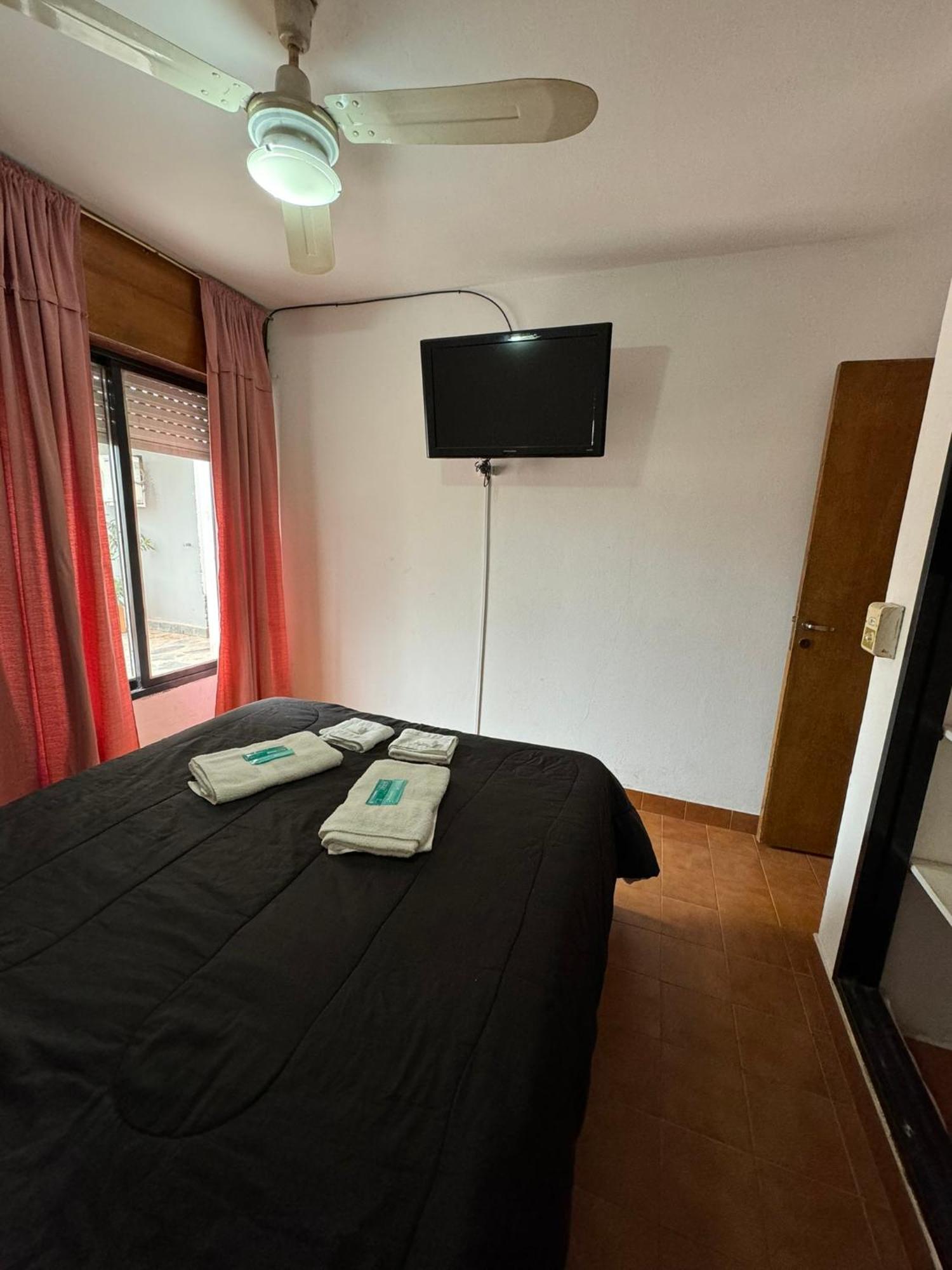Hotel 4 Ases Embalse Extérieur photo